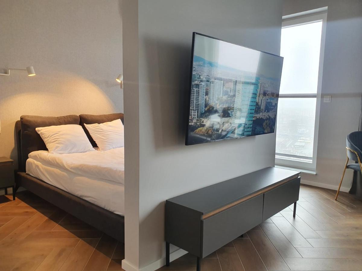 15 Pietro Sokolska 30 Towers Apartments - New- Lux- Parking- Sauna- Gym- And Good View From 15Th Floor Katowice Exterior foto