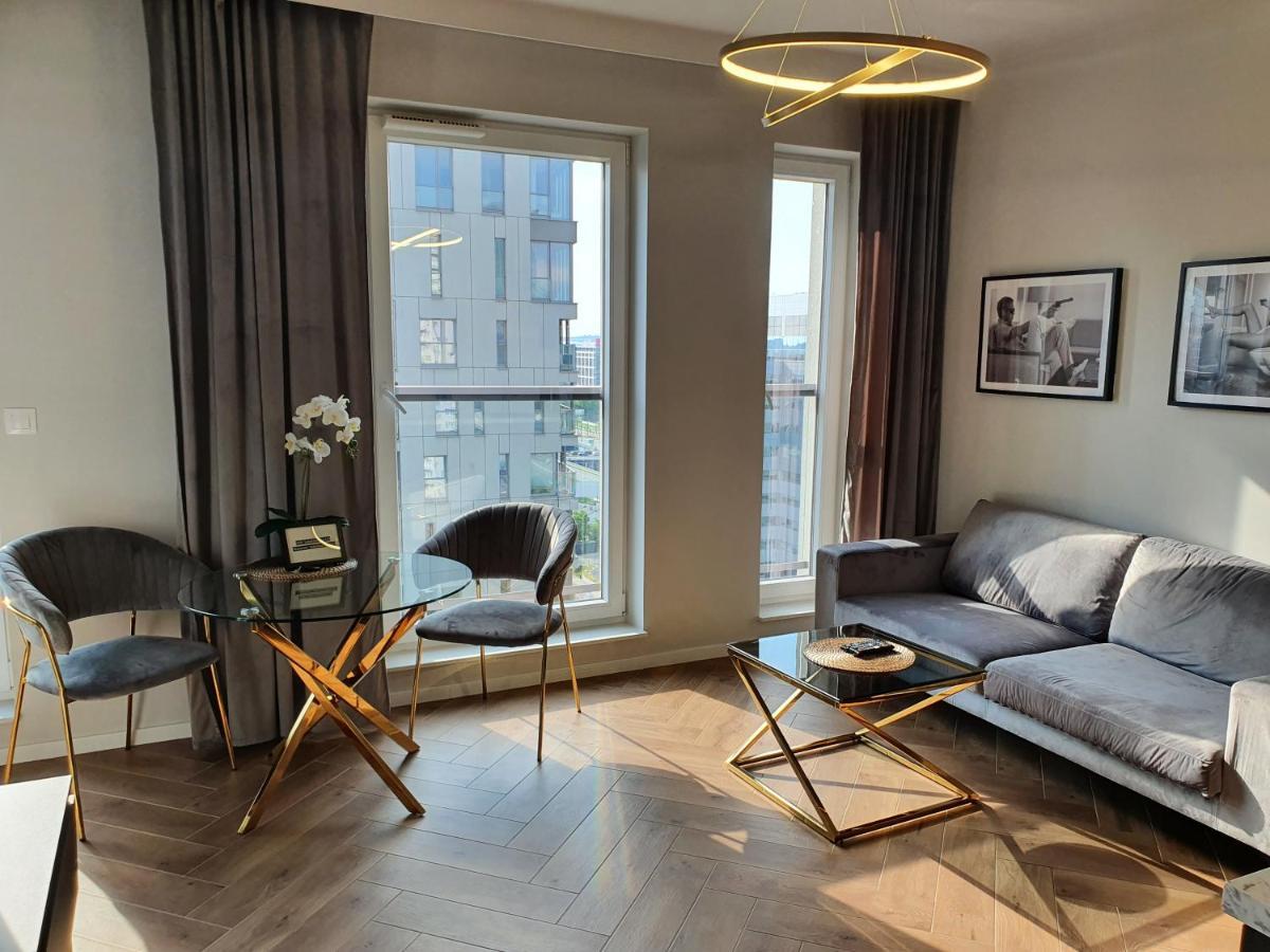 15 Pietro Sokolska 30 Towers Apartments - New- Lux- Parking- Sauna- Gym- And Good View From 15Th Floor Katowice Exterior foto