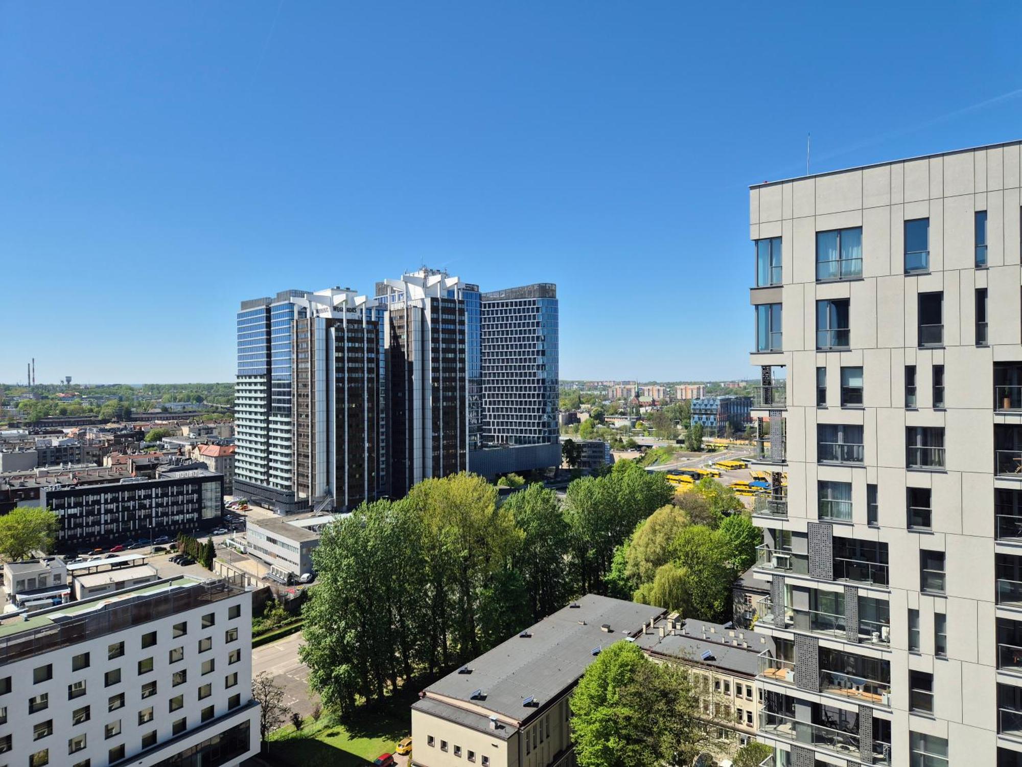 15 Pietro Sokolska 30 Towers Apartments - New- Lux- Parking- Sauna- Gym- And Good View From 15Th Floor Katowice Exterior foto